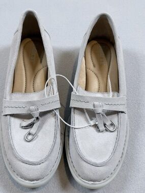 Born Gray Suede Platform Loafers Fringe Tassel Size 6